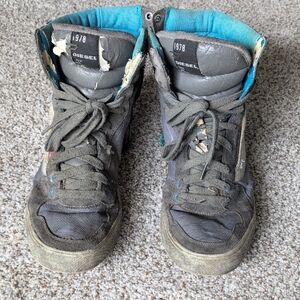 Distressed Diesel Gray and Blue Athletic Sneakers Mens 9.5